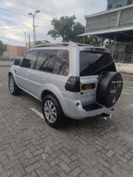 https://img.olx.com.br/thumbs256x256/90/909611167642399.jpg