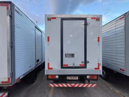 https://img.olx.com.br/thumbs256x256/91/913550390442882.jpg