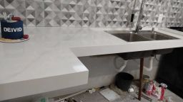 https://img.olx.com.br/thumbs256x256/91/915401783980242.jpg