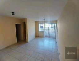 https://img.olx.com.br/thumbs256x256/91/915582645692847.jpg