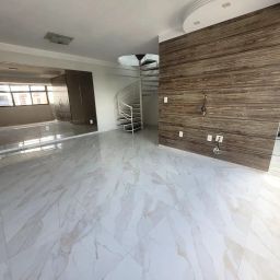 https://img.olx.com.br/thumbs256x256/91/915589629468183.jpg