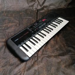 https://img.olx.com.br/thumbs256x256/91/915676816826650.jpg