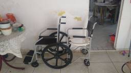 Título do anúncio: Duas cadeiras de rodas 