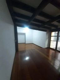 https://img.olx.com.br/thumbs256x256/91/919575884459366.jpg