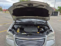 https://img.olx.com.br/thumbs256x256/92/920548769481041.jpg