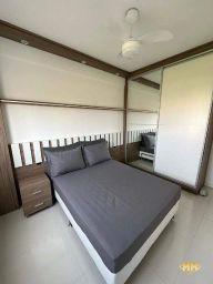https://img.olx.com.br/thumbs256x256/92/920658541420899.jpg