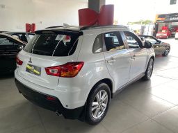 https://img.olx.com.br/thumbs256x256/92/921534742853702.jpg