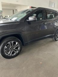 https://img.olx.com.br/thumbs256x256/92/921548268990572.jpg