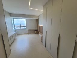 https://img.olx.com.br/thumbs256x256/92/921548645251529.jpg