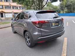 https://img.olx.com.br/thumbs256x256/92/921608074956793.jpg