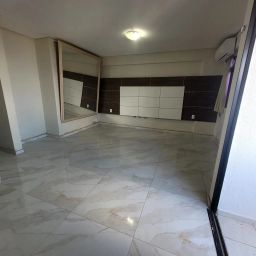 https://img.olx.com.br/thumbs256x256/92/922538388167542.jpg