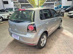 https://img.olx.com.br/thumbs256x256/92/923614802319378.jpg