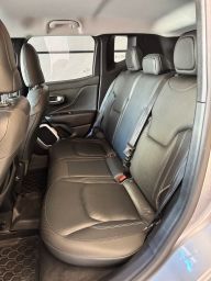 https://img.olx.com.br/thumbs256x256/92/923649664411199.jpg