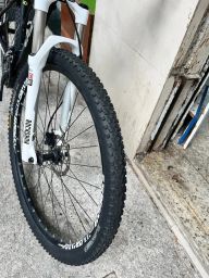 https://img.olx.com.br/thumbs256x256/92/924507635052811.jpg