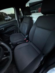https://img.olx.com.br/thumbs256x256/92/924630210385075.jpg