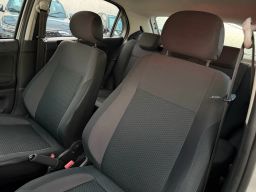 https://img.olx.com.br/thumbs256x256/92/924644204428135.jpg