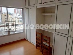 https://img.olx.com.br/thumbs256x256/92/925543529372996.jpg