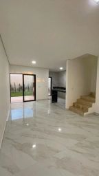 https://img.olx.com.br/thumbs256x256/92/927539283759748.jpg