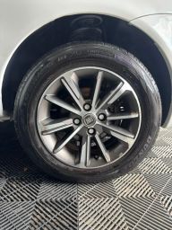https://img.olx.com.br/thumbs256x256/92/927682544005284.jpg