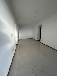 https://img.olx.com.br/thumbs256x256/92/928558526510746.jpg