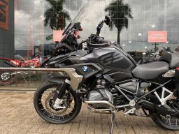 https://img.olx.com.br/thumbs256x256/92/929522485514446.jpg