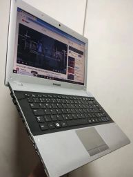 https://img.olx.com.br/thumbs256x256/92/929537519972216.jpg