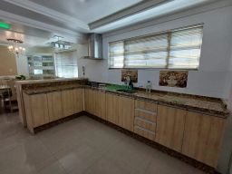 https://img.olx.com.br/thumbs256x256/92/929564405490163.jpg