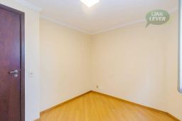 https://img.olx.com.br/thumbs256x256/92/929582761084855.jpg