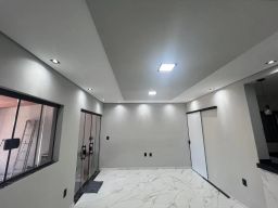 https://img.olx.com.br/thumbs256x256/93/930554745806863.jpg