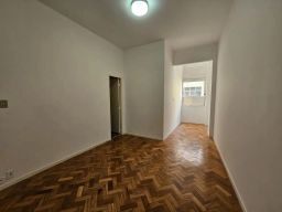 https://img.olx.com.br/thumbs256x256/93/930599402227767.jpg