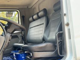 https://img.olx.com.br/thumbs256x256/93/930635036180735.jpg