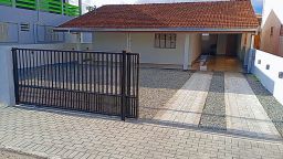 https://img.olx.com.br/thumbs256x256/93/930652133114890.jpg
