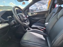 https://img.olx.com.br/thumbs256x256/93/931580646544954.jpg