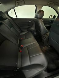 https://img.olx.com.br/thumbs256x256/93/931632779765060.jpg