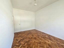 https://img.olx.com.br/thumbs256x256/93/932542526297198.jpg