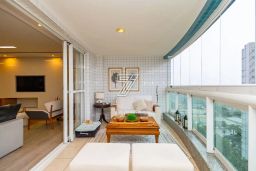 https://img.olx.com.br/thumbs256x256/93/932562529488036.jpg