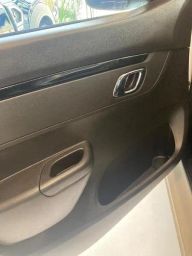 https://img.olx.com.br/thumbs256x256/93/932601065023851.jpg