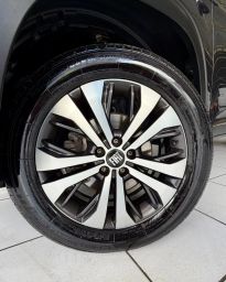 https://img.olx.com.br/thumbs256x256/93/932636804359659.jpg