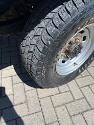 https://img.olx.com.br/thumbs256x256/93/933448215438912.jpg