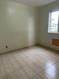 https://img.olx.com.br/thumbs256x256/93/933517764926247.jpg