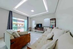 https://img.olx.com.br/thumbs256x256/93/933568760279501.jpg