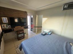 https://img.olx.com.br/thumbs256x256/93/933579150093795.jpg