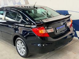 https://img.olx.com.br/thumbs256x256/93/934695309122002.jpg