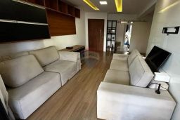 https://img.olx.com.br/thumbs256x256/93/935503273915349.jpg