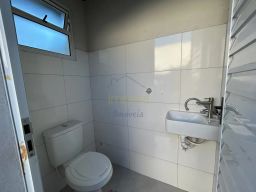 https://img.olx.com.br/thumbs256x256/93/935675304698943.jpg