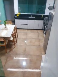 https://img.olx.com.br/thumbs256x256/93/936505762189112.jpg