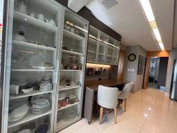 https://img.olx.com.br/thumbs256x256/93/936555644524783.jpg