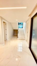 https://img.olx.com.br/thumbs256x256/93/936555761761946.jpg
