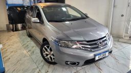 https://img.olx.com.br/thumbs256x256/93/936589407443975.jpg
