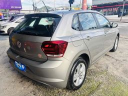 https://img.olx.com.br/thumbs256x256/93/936605889219200.jpg